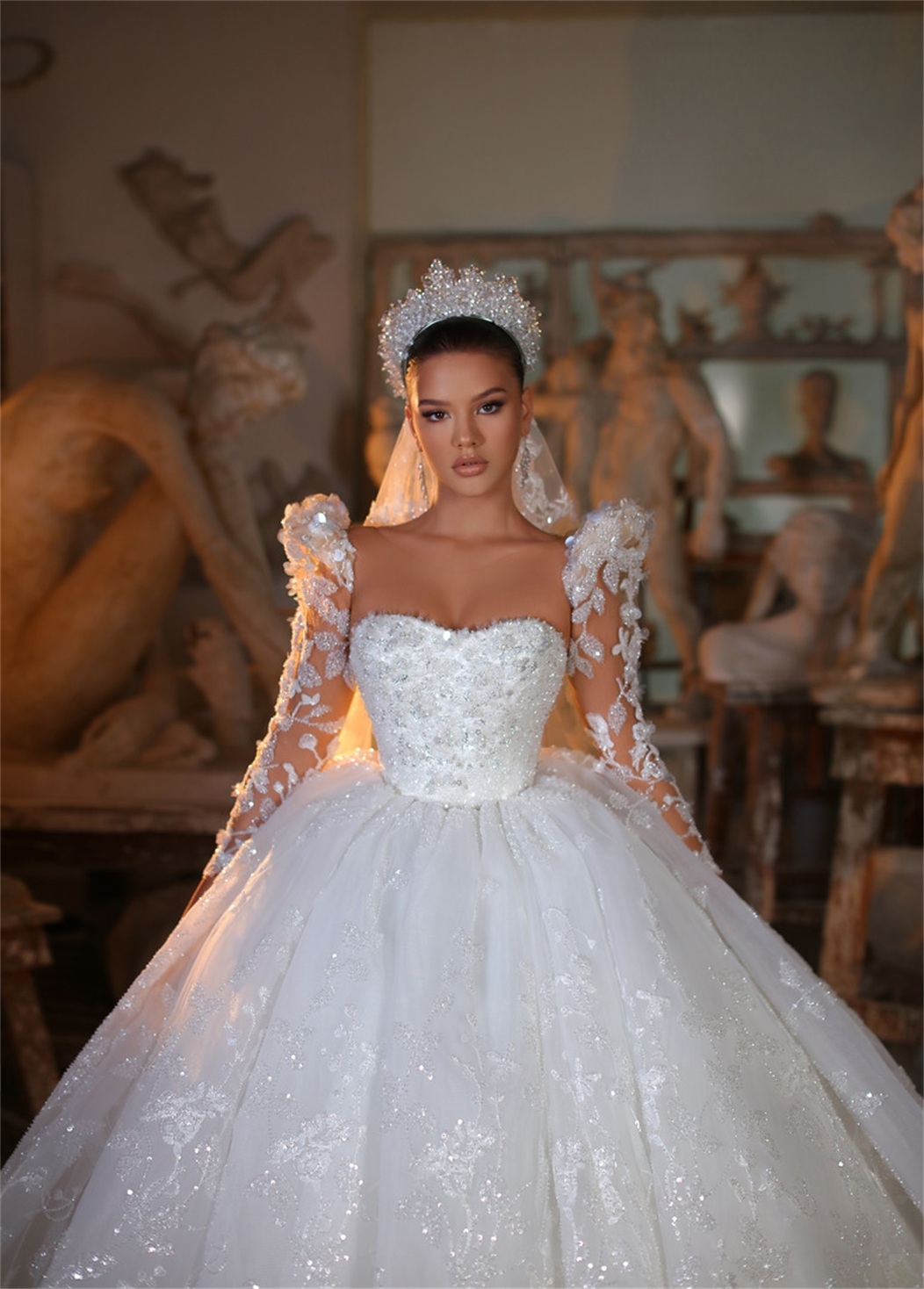 Robe De Bal De Luxe Robes De Mariée Chérie Manches En Dentelle Feuilles Brillantes Demandeurs Perles Robe De Chapelle Dos Nu Robe De Mariée Sur Mesure Plus La Taille Vestidos De Novia