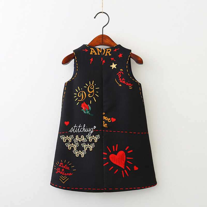 Mädchenkleider Mädchenkleid im europäischen und amerikanischen Stil Stickerei Blumenweste Kleid Frühling Herbst Kleinkind Baby Mädchen Kleidung W0314