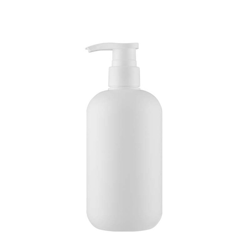 Portable HDPE Plastic White Bottle Lotion Press Pump 300ml 500ml Round Shoulder Refillable Cosmetic Packaging Container Empty Shampoo Bottle