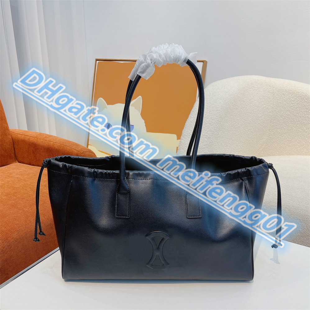 High quality Fashion luxury handbags bag Women Removable and adjustable shoulder strap Designer bags Cross Body Handbag CABAS TRIOMPHE mini purses Shopping bag