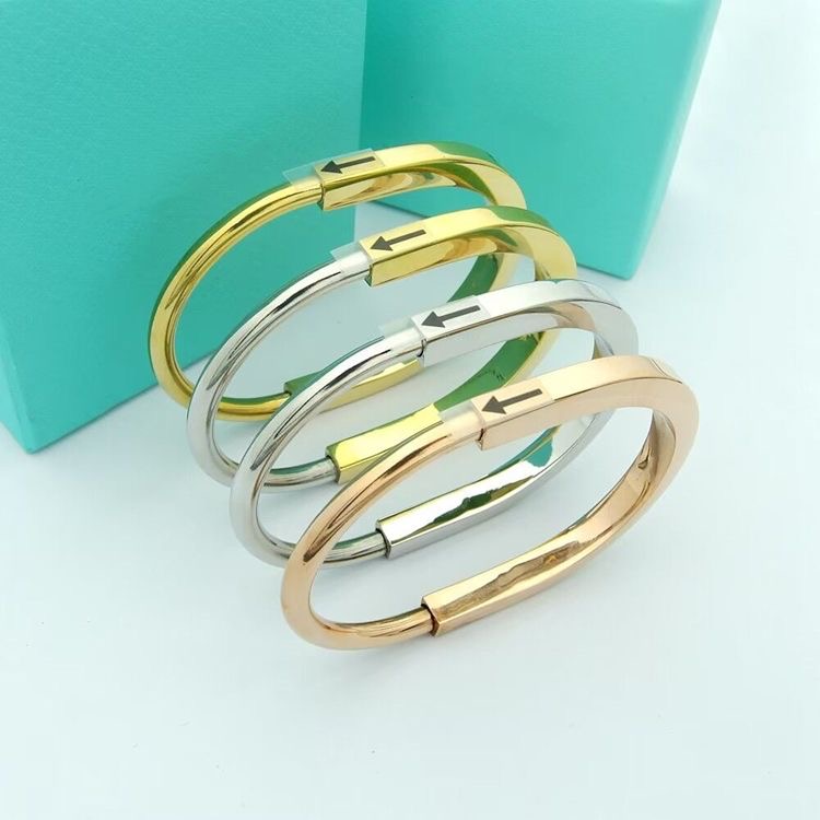 Титановые стальные браслеты дизайнерские браслеты серебряный розовый золото браслеты для женщин украшения с бархатным пакетом
