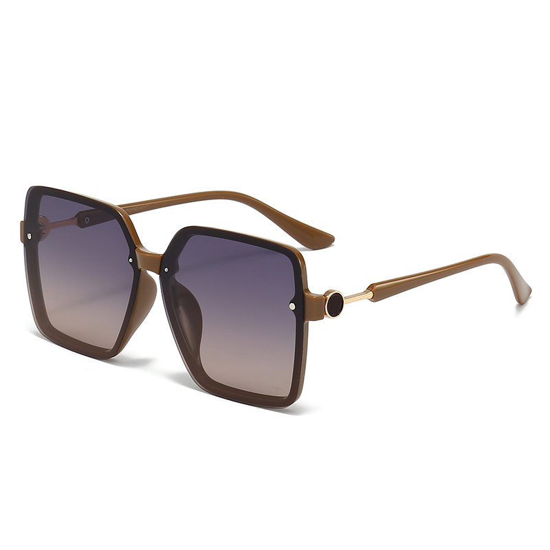 Fantastici occhiali da sole da donna Fashion Luxury Black Frame Occhiali da sole Street Driving uomo Donna Outdoor essentials
