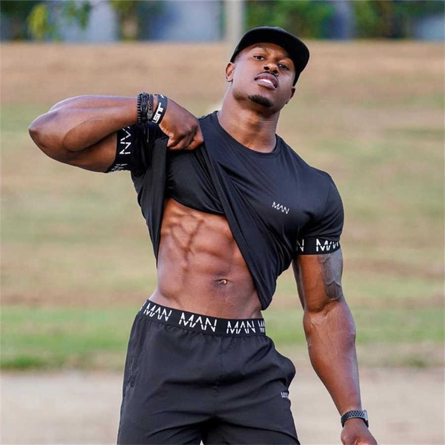 T-shirts voor heren 2022 Nieuw shirt Men Korte mouw Workout Gym T-shirt Katoen Running Fitness Tops Streetwear Hip-Hop Sport Tees Clothing W0322