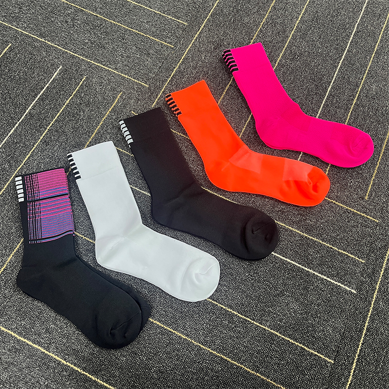 Chaussettes de cyclisme de course de Sport chaussettes de Sport de marque professionnelle chaussettes de vélo de route respirantes hommes et femmes en plein air