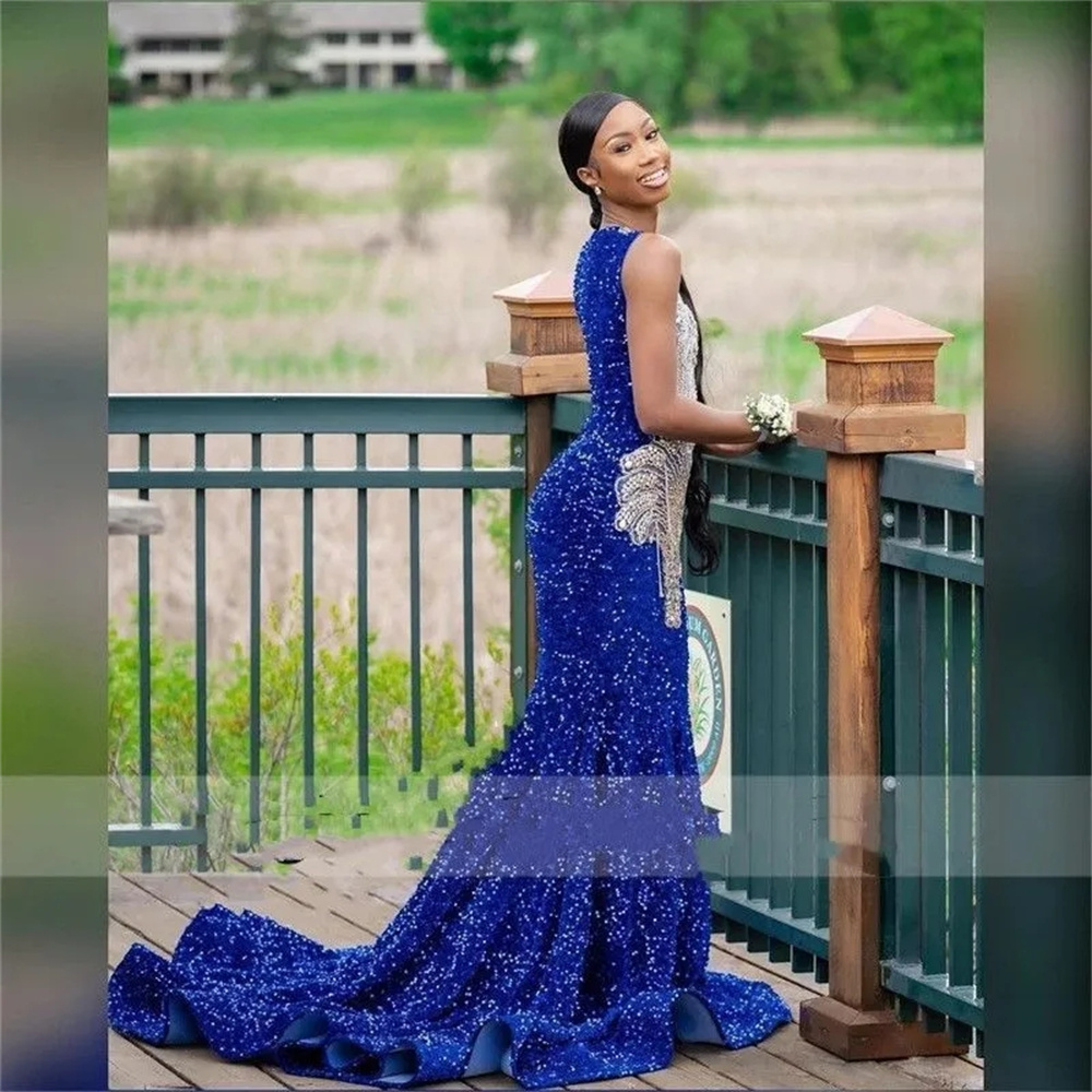 Sparkle Royal Blue Sequin Prom -jurk 2023 voor zwarte meisjes elegante zeemeermin kristal avondjurk mouwloze plus size formeel feest recepiton optocht speciale gelegenheid