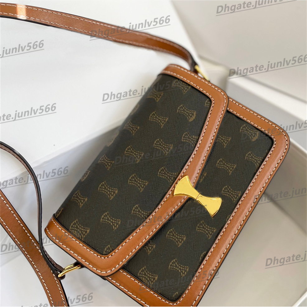 Fashion Real Leather Bag Women's Men's Logo printed cow leather envelope bag Luxury Handbag Designer Fashion Channel Plain Pattern Metal lock Flat Shoulder Bags