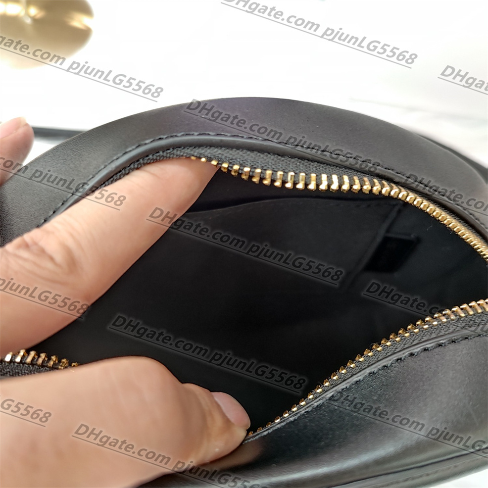 Högkvalitativ axelväska Kvinnor Mänhandväskor Tote Clutch Smooth Cow Leather Crossbody Oval Wallet Girl Fashion Diesels Purse handväska plånbok klipp