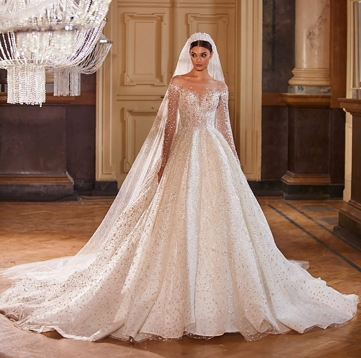 Robe De Mariée Moderne Éclat A-ligne Robes De Mariée Avec Cristal Applique Nouvelle Pureté Perles Sur Mesure Brosse Train Robes De Mariee Vestidos De Novia