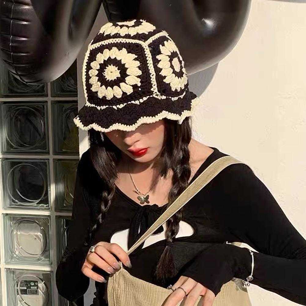 Wide Brim Hats Summer Women Hollow Flower Knitted Fisherman Hat Handmade Crochet Spring Summer Sunscreen Sun Bohemian Hats Female Panama P230311