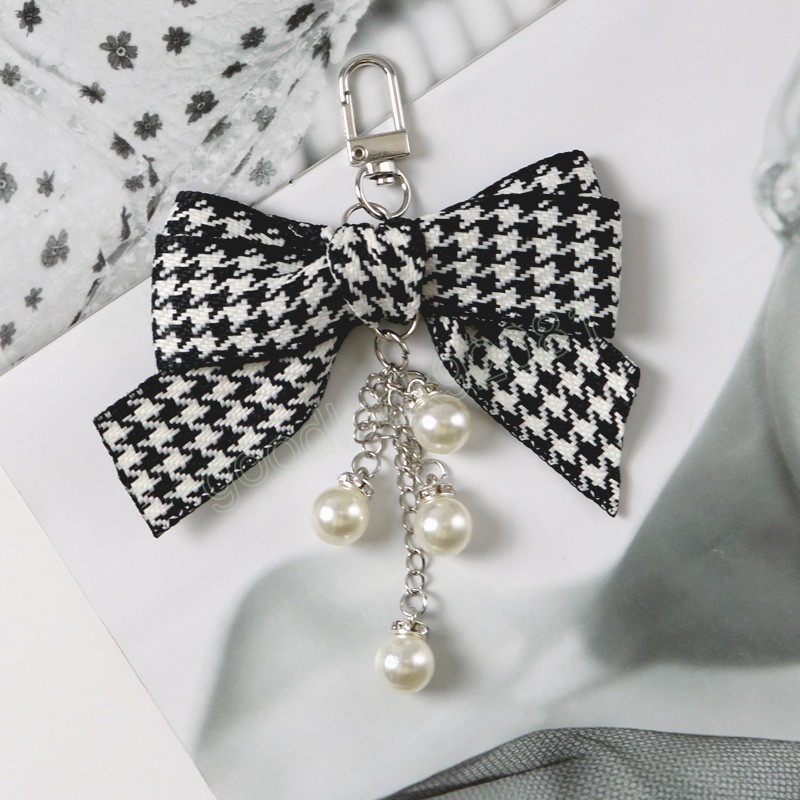 INS Style Black White Lattice Bowknot Creative Pearl Bear Penden