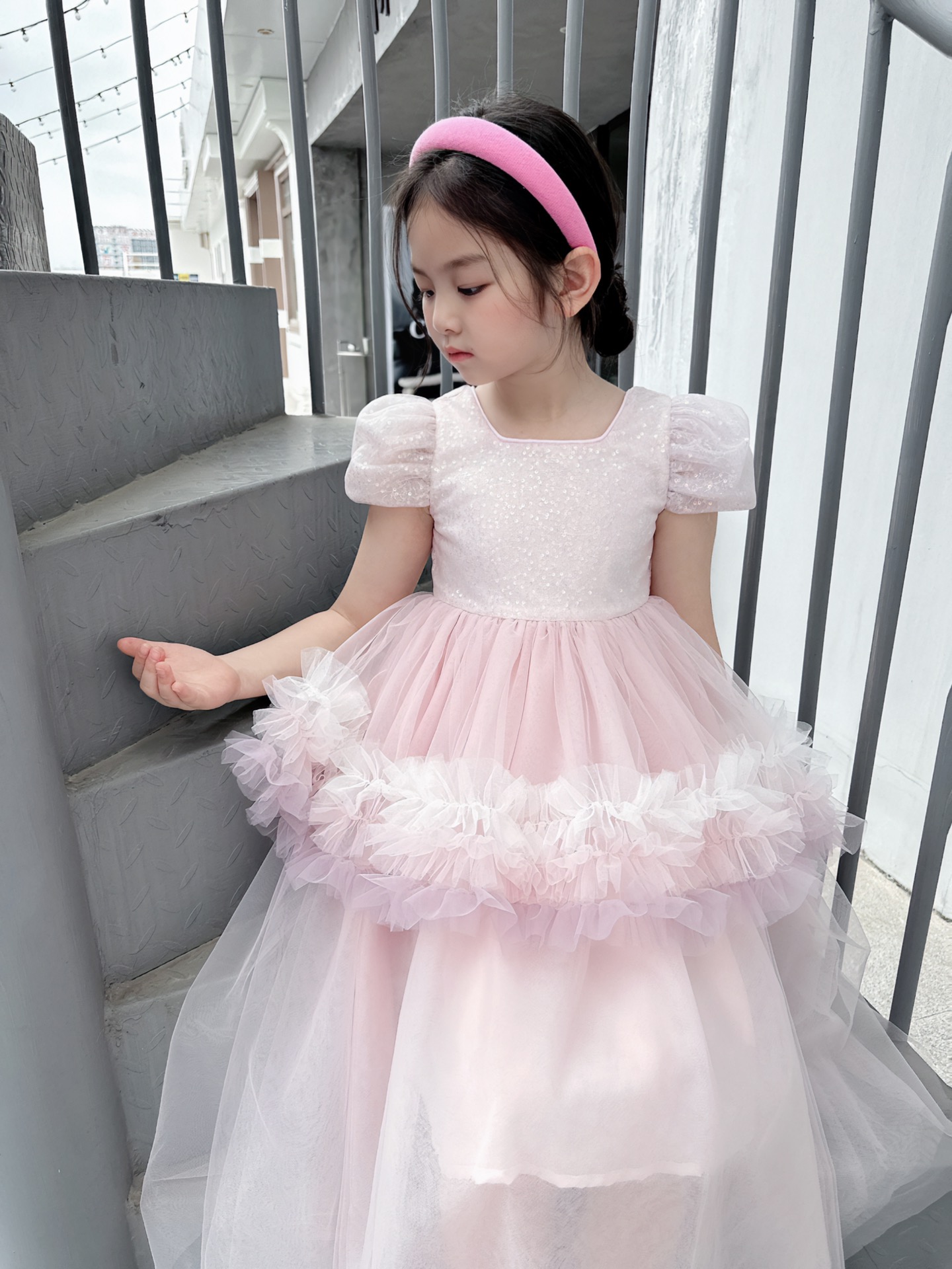 Maßgeschneiderter Stil für Kinder, Mädchen, Spitze, Brautkleider, formelle Kinderkleider, modisches Sommer-Prinzessin-Kleid