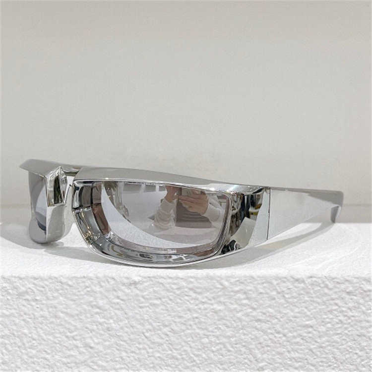 2024 Fashion Off Luxury Designer de luxe Nouveau homme et lunettes de soleil pour femmes au large de la technologie scientifique future de la famille Ins Net Red Same Concave Silver Spr25y