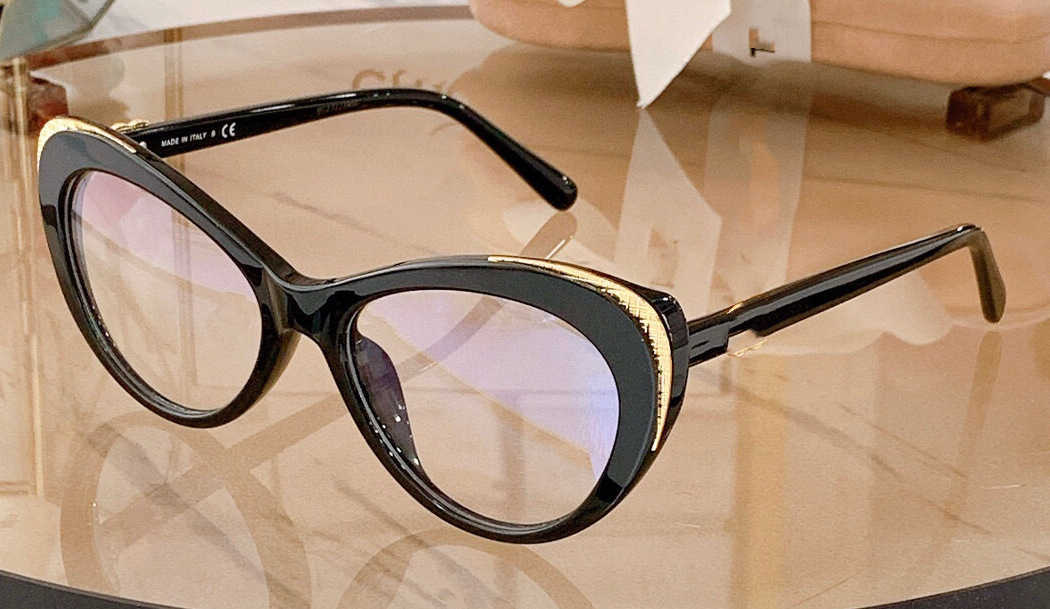 2024 Luxury Designer New luxury designer sunglasses Cat's Eye Art Plate Black Can Matched with Various Degrees Plain Glazed Glasses Frame CH3405