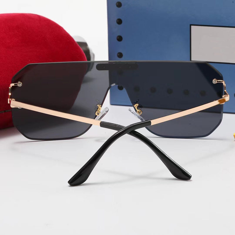 مصمم النظارات الشمسية الفاخرة النظارات الواقية ركوب الطيار تصميم UV380 الأبجدية تصميم النظارات الشمسية القيادة السفر الشاطئ ارتداء النظارات الشمسية مربع جيد جدا