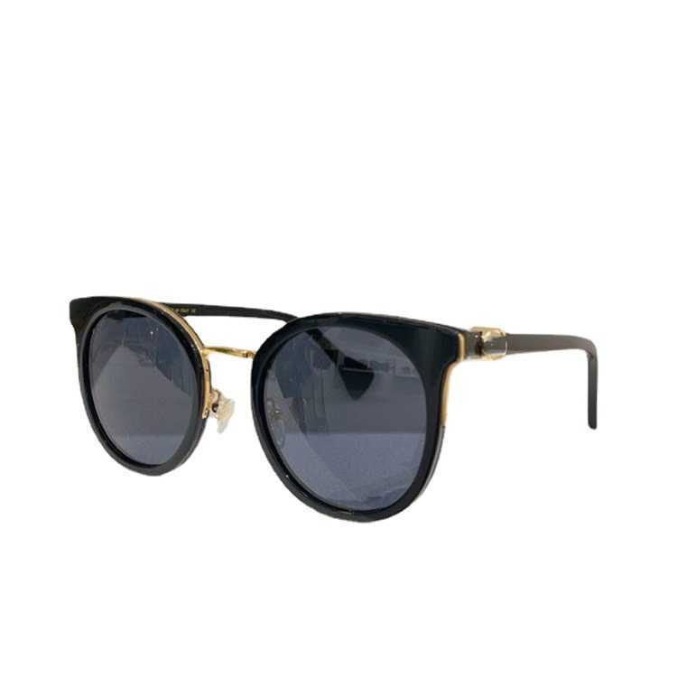 2024 Designer de luxe hors designer de luxe Nouveau homme et lunettes de soleil pour femmes hors style classique rond Tapon de soleil Réseau féminin rouge