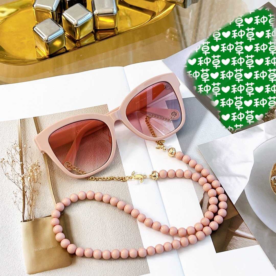 2024 Nouvelles lunettes de soleil de créateur de luxe de haute qualité Nouvelle xiangjia Chaîne de perles Femmes 5487 Populaire sur Internet des lunettes de soleil de même style pour le défilé de mode