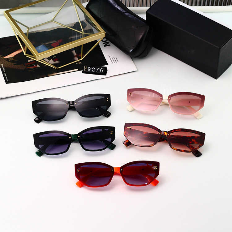 2024 Fashion Off Luxury Designer Новые мужские и женские солнцезащитные очки от небольшой ароматной тенденции Advanced Sense Cat Eye Network