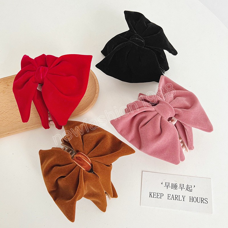 Fashion Velvet Bowknot Hair Claw For Women Girls Imitation Pearl Hair Clip Girls Vintage Hairpins Headwear Hair Accessories