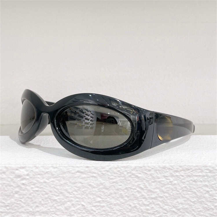 2024 Luxury Designer New Luxury Designer Sunglasses G Future Technology Sense de la famille Rouge en ligne des hommes du même style Concave Sunglasses GG1247 pour femmes