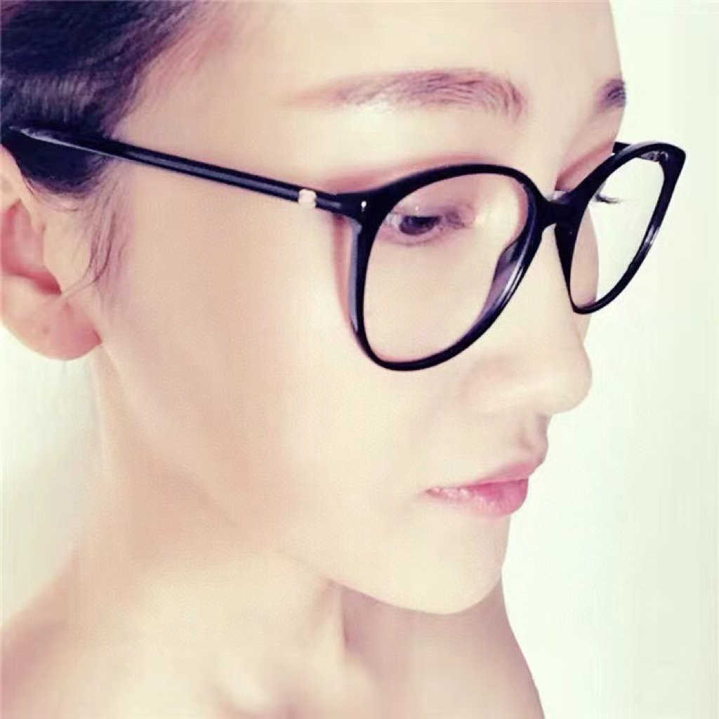 2024 Fashion Men's Luxury Designer Dames Zonnebrillen Ronde net Red Red hetzelfde Plain Face Light Myopia -bril met elkaar kunnen worden afgestemd