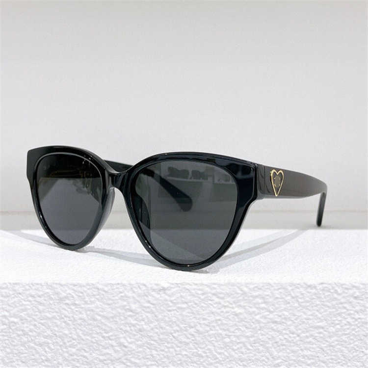 2024 Fashion Men's Luxury Designer Dames Zonnebril Zelfde hartvormige Cat Eye Round Frame Plain Face