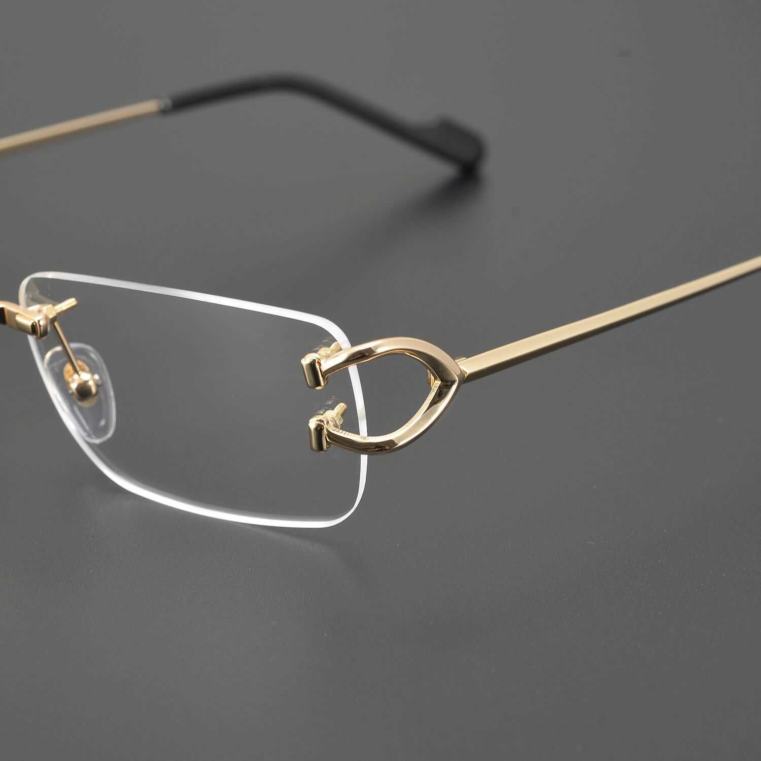 Högkvalitativ fashionabla solglasögon Mäns lyxdesigner Kvinnors solglasögon Fashion Frameless Simple Pure Titanium Business Myopia Lens Frame