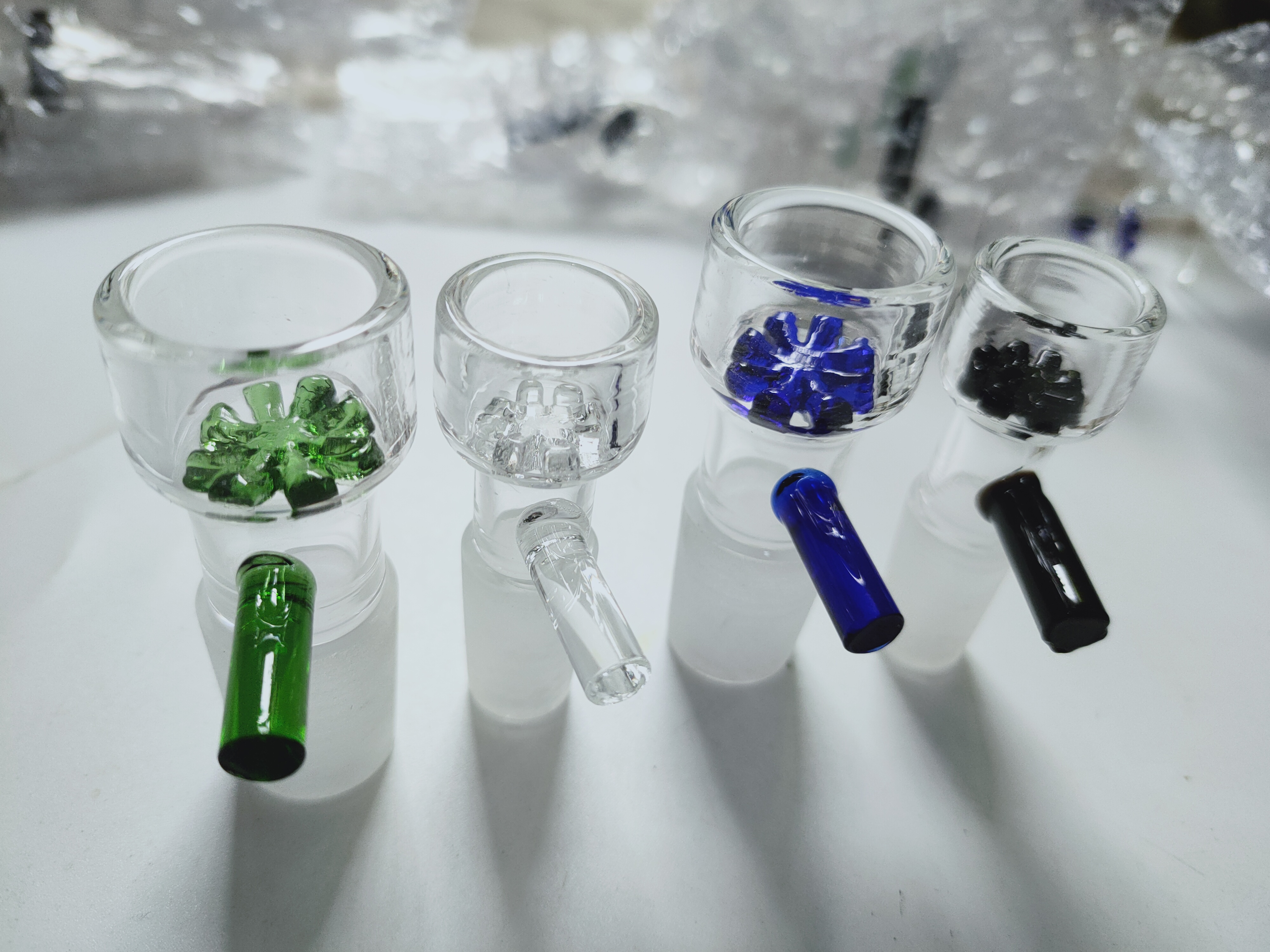 Bol en verre Herb Slide 14mm 18mm Mâle Narguilé Dab Bols avec Fleur Flocon De Neige Filtre Bol pour Bongs En Verre et Cendrier