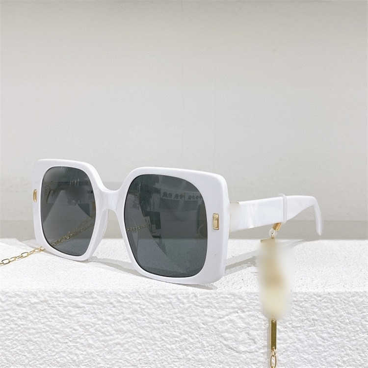 2024 Роскошные дизайнерские солнцезащитные очки Новый роскошный дизайнер F Семейство нового личностного бокса Star Fashion Солнцезащитные очки Fe40036U