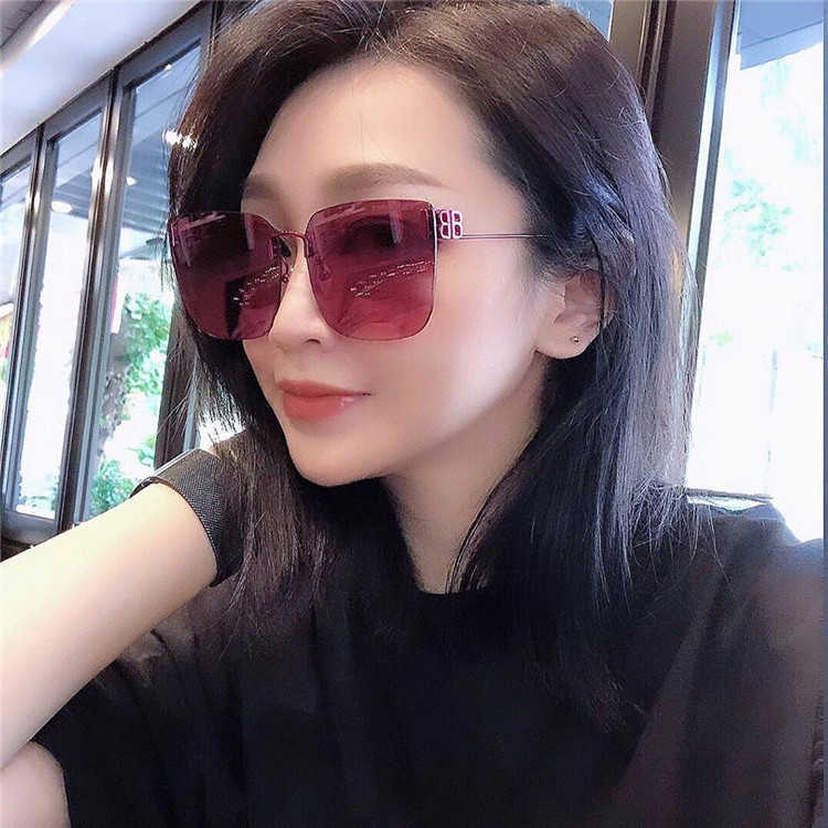 Högkvalitativ fashionabla nya lyxdesigner Parisiska mode solglasögon dubbel b rimless stora fyrkantiga lins solglasögon bb0112sa