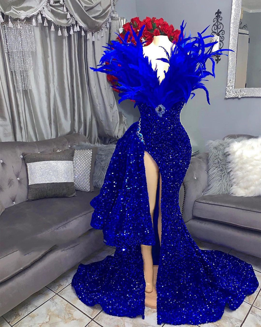 2023 아랍어 ASO eBi Royal Blue Prom Dress Feather Crystals 저녁 형식 파티 두 번째 리셉션 생일 약혼 가운 드레스 Robe de Soiree ZJ0335