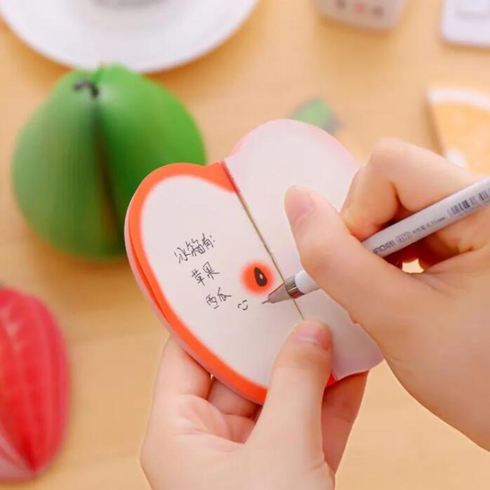 Party Favor Creative Fruit Form Notes Papper Söta Apple Lemon Pear Notes Strawberry Memo Pad Sticky Paper School Office Supply