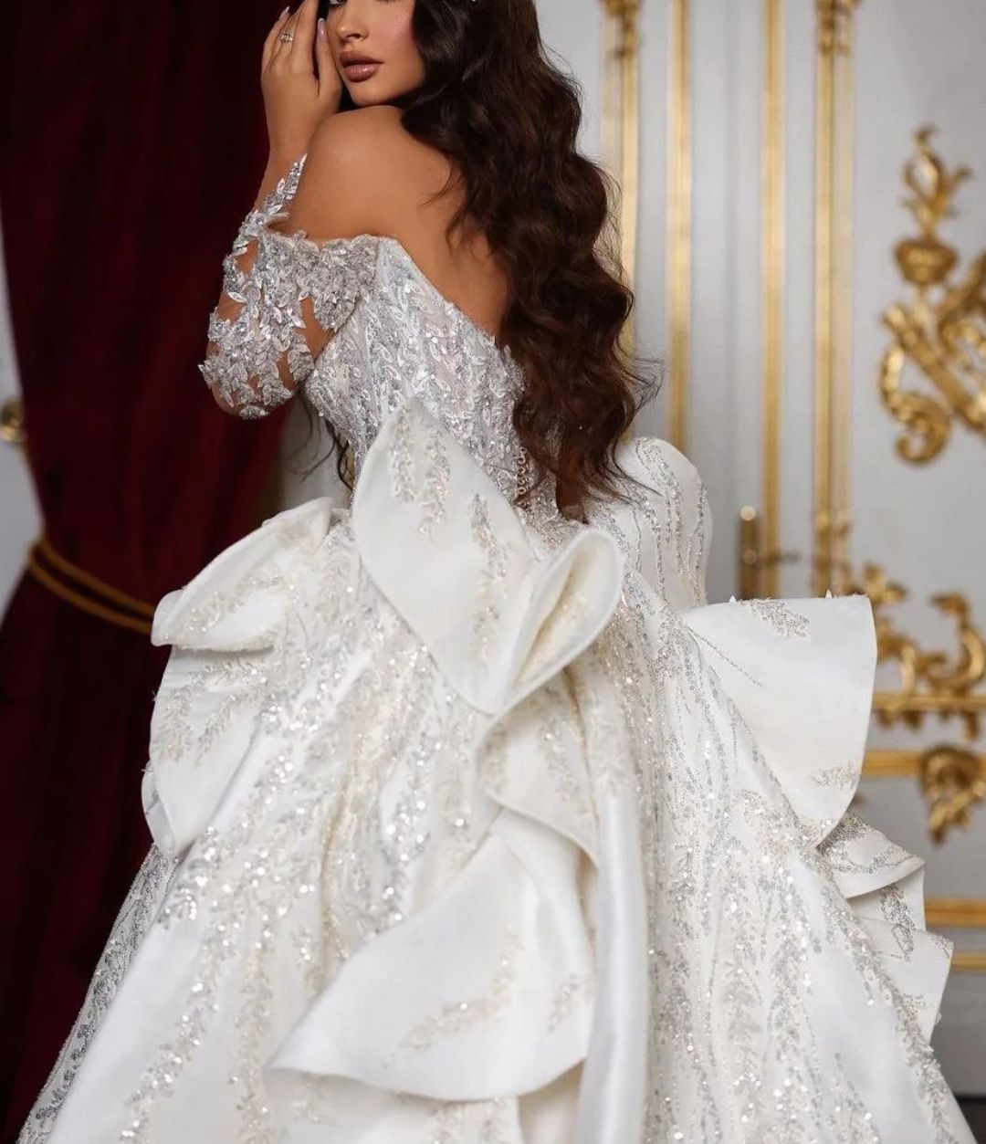 Luxury Mermaid Wedding Dresses Long Sleeves V Neck Appliques Sequins Beaded Ruffles Detachable Train 3D Lace Floor Length Bridal Gowns Custom Made abiti da sposa