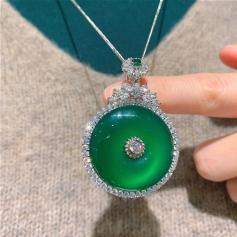 مختبر خمر Emerald Diamond Pendant 925 Sterling Silver Party Bendants Necklace for Women Men Enighter Jewelry Gift