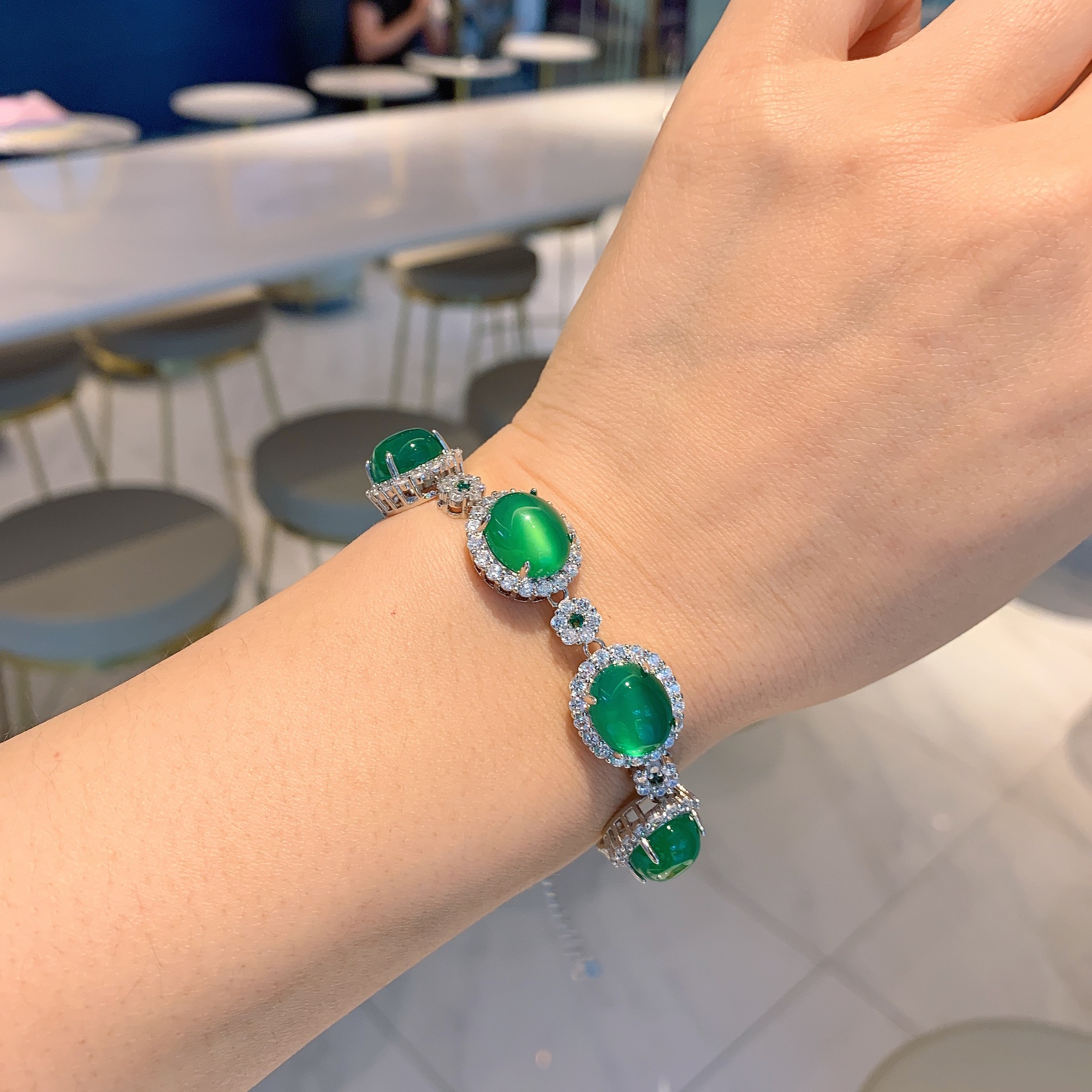 Vintage Jade Diamond Bangle Armband Vitt guldfyllt engagemang Bröllopsarmband för kvinnor Bridal Trendy Party Jewelry Gift