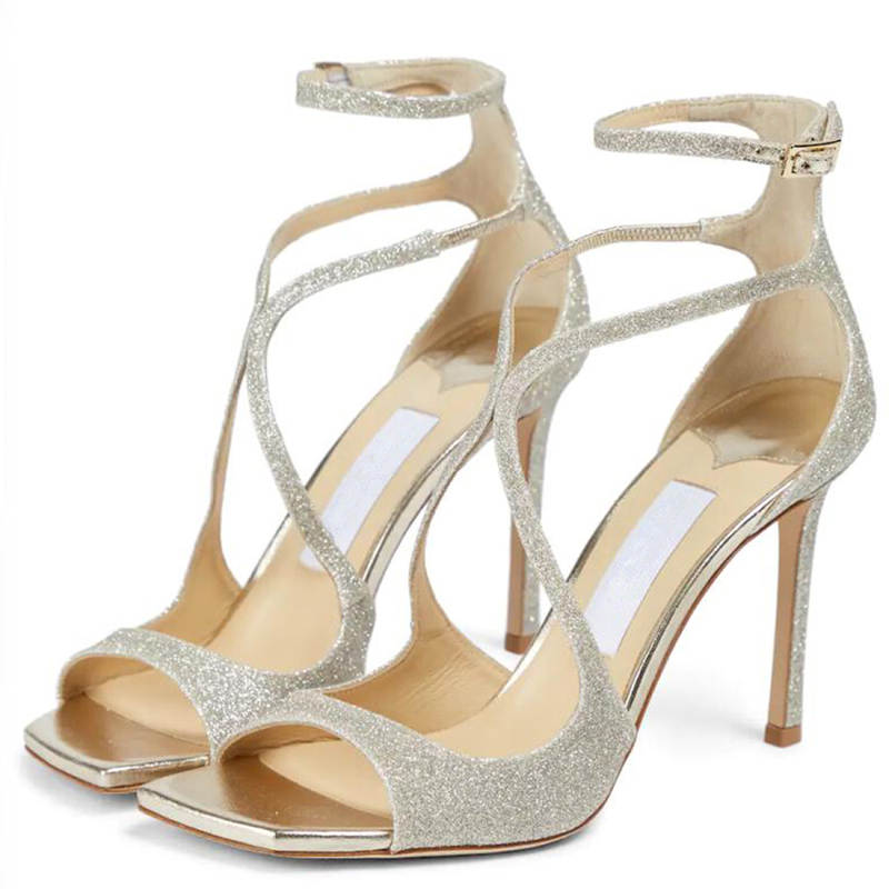 Modekvinnor pumpar London Azia 95 mm sandaler i patentläder Italien Raffinerade fyrkantiga tår korsar ankel slingdesigner bröllopsfest höga klackar sandalbox EU 35-43