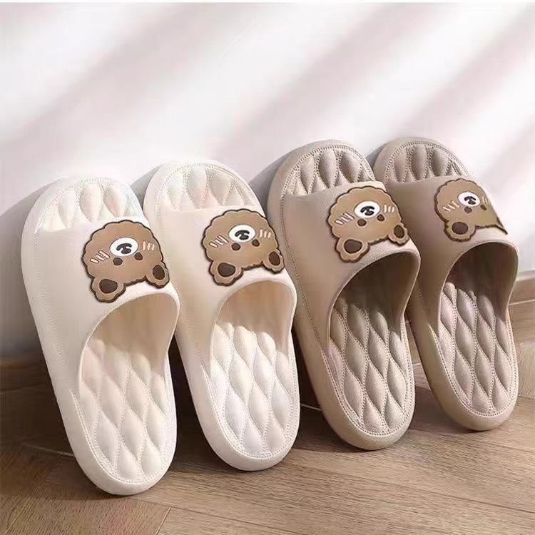 Yaz ev ayakkabıları unisex terlik çift sandalet plaj slaytları karikatür ayı kalın taban kapalı banyo kayma önleyici ayakkabı rl529