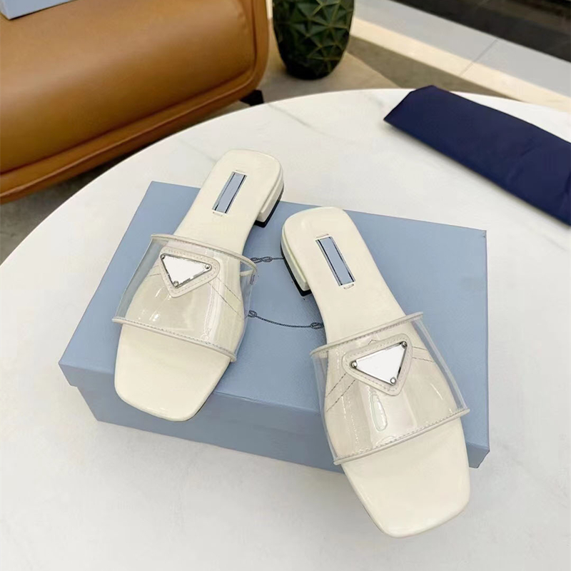 Designer kvinnors tofflor designer mode platt sandaler sommar läder lägenheter bekväma skor promenad skor hotell mjuka floppar kust flip-flops 35-43 med låda