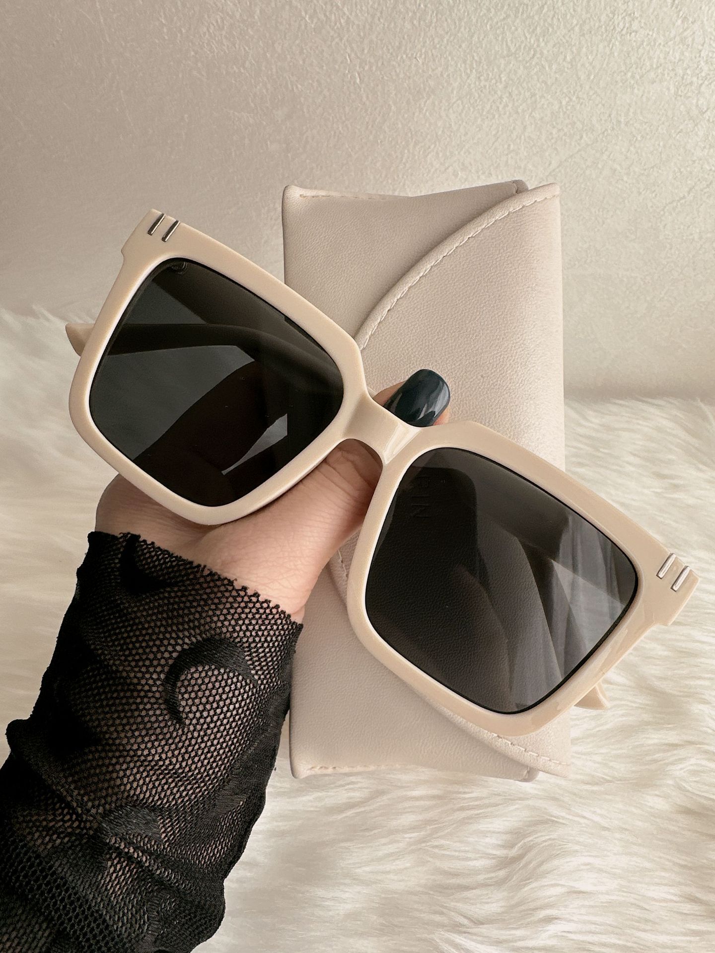 2023 new big frame plain face-covering sunglasses online celebrity square Korean sunglasses street shooting live explosion glasses