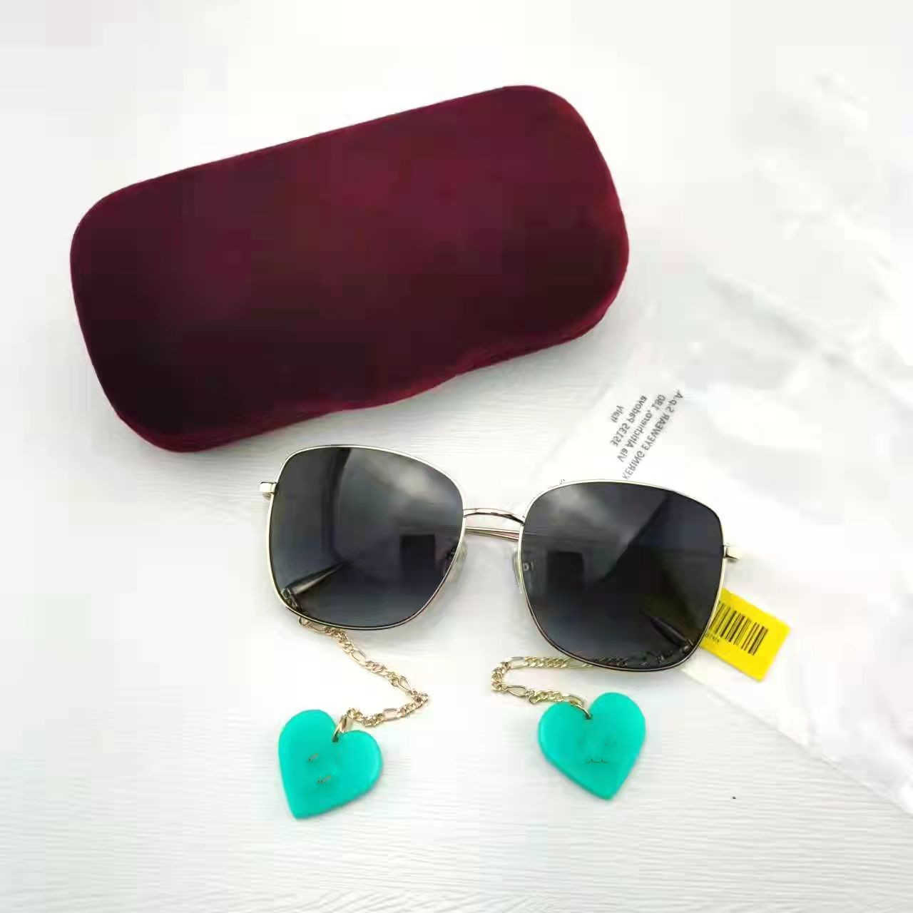 High quality fashionable sunglasses 10% OFF Luxury Designer New Men's and Women's Sunglasses 20% Off Ultra Light Full Frame GG1030S with Unique Pendant Style