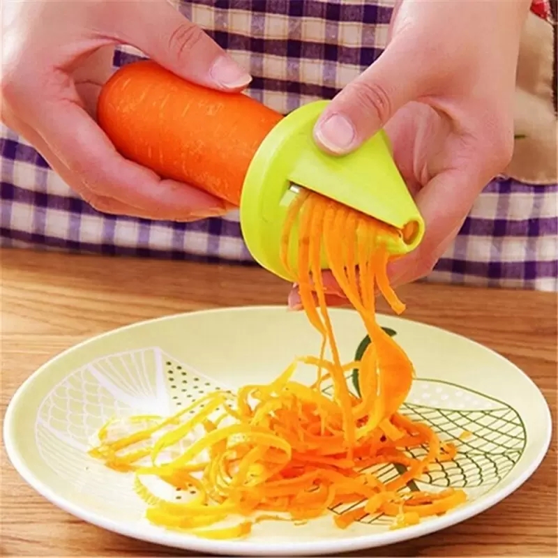 Köksverktyg Vegetabilisk frukt Multifunktion Spiral Peeler Manual Potato Morot Radish Rotating Shredder Grater