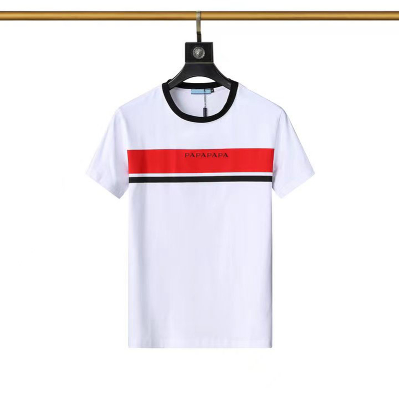Erkek tişörtlü şort seti tasarımcı tişörtler iki parçalı set moda kırmızı logo mektubu baskı tişörtleri erkekler kısa kollu setler çok yönlü gündelik tees