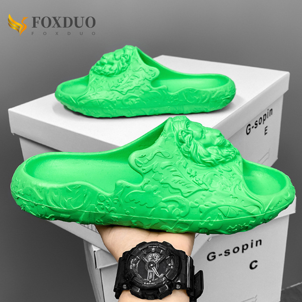 2023 Summer Tjock Sole Men Slippers Punk Lion Head Mönster Soft Eva Cloud Slides Outdoor Fashion Beach Sandals Casual Flip Flop