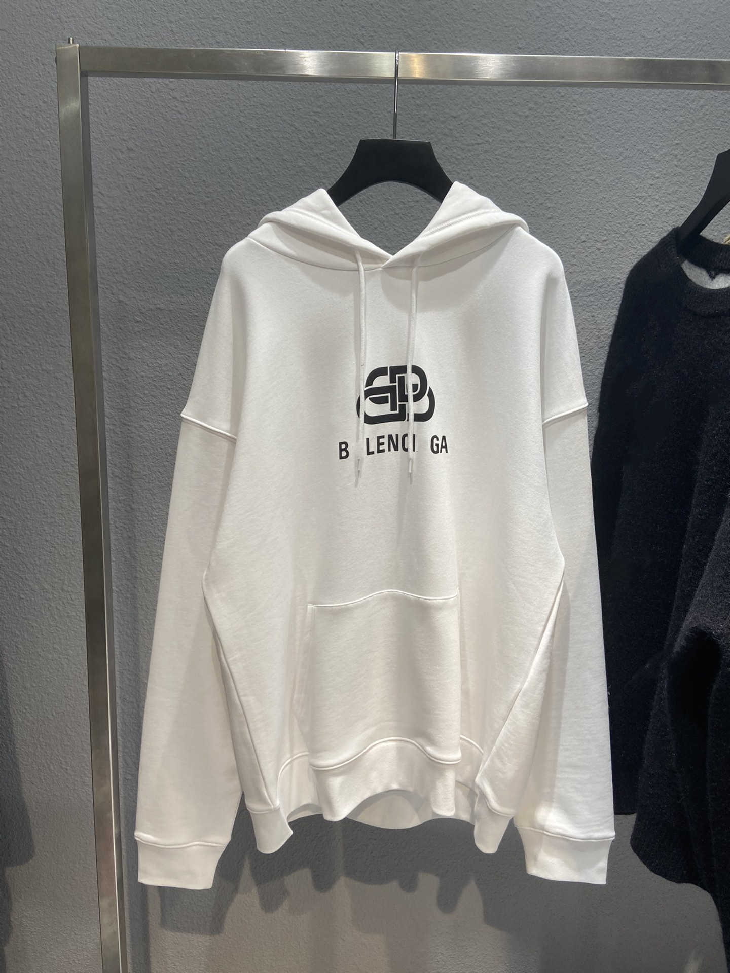 Lüks Tasarımcı Kadınlar Tişört Gömlek Yüksek Editör Klasik Temel Kilitli Mektup Basılı Ekran Kırmızı Hoodie