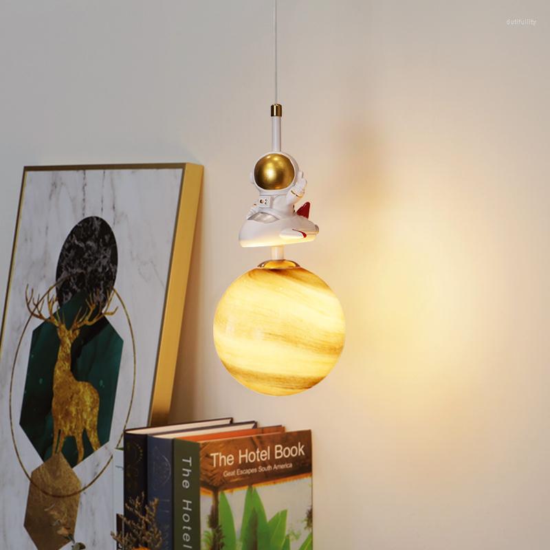 Pendant Lamps Nordic Astronaut Planet Chandelier Creative LED Kids Baby Boy Girl Room Bedside Decor Pendent Modern Minimalist Hanging