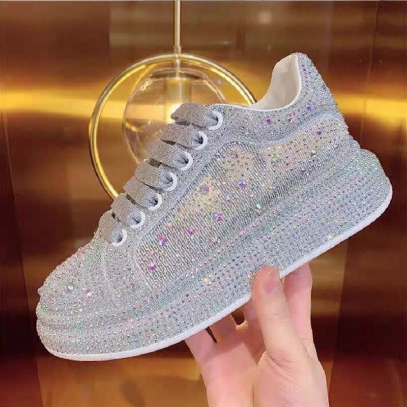 Neue Spring Women Sneakers Mode Strasssteine Dicke alleinige Sportschuhe für Jugendschuhe Kristallplattform Sneakers Größe 43 D2H43