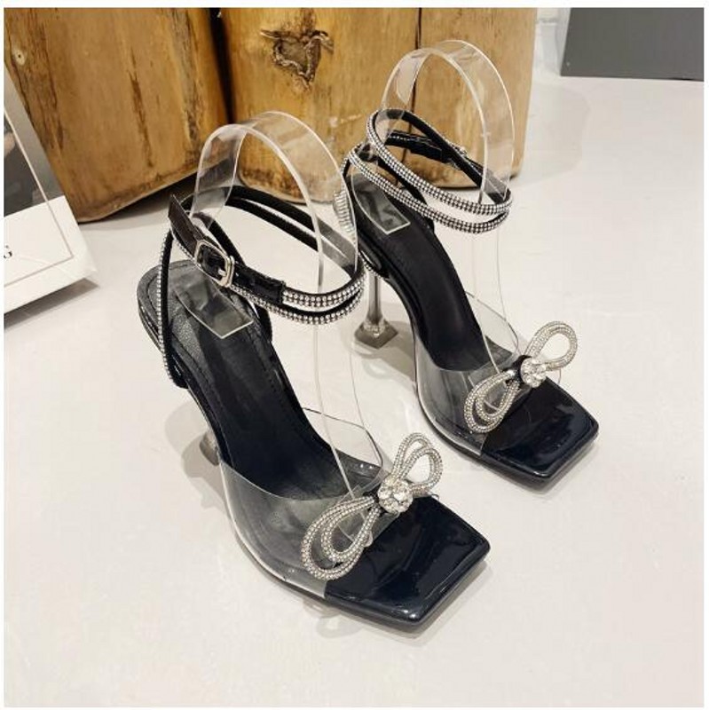 Rhinestone tiram arco sandálias Moda de verão Gladiadores Shinny Transparent High Crystal T Show Pumps