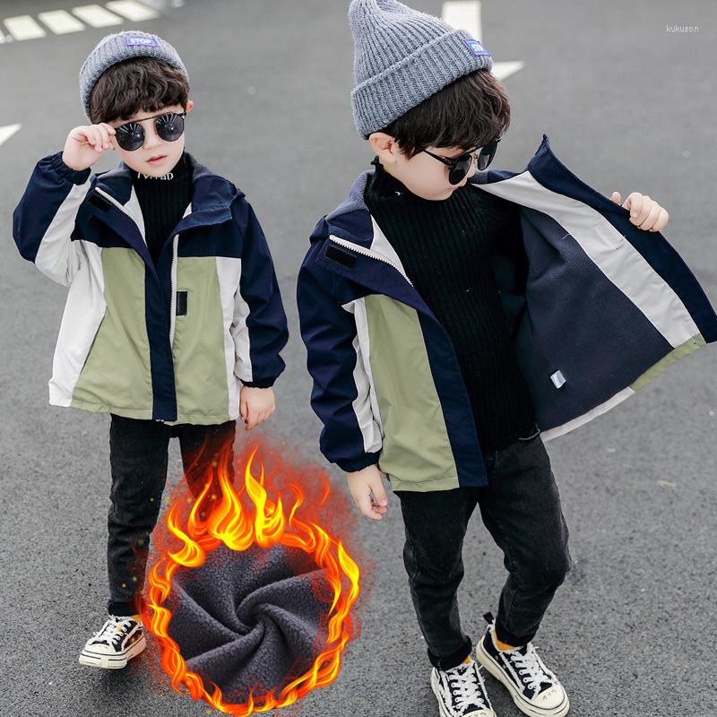 Jackor pojkar rockar outwear 2023 lyx design tjockare varm plus sammet vinter höst fleece bomulls kofta barn barns koagel