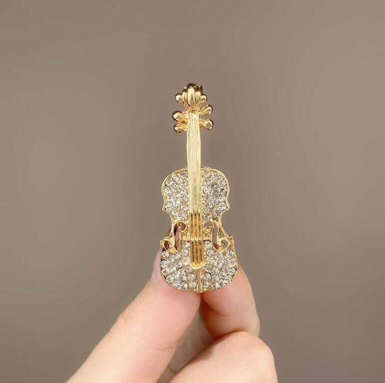 패션 바이올린 브로치 여성 의류 액세서리 주얼리 라인 스톤 반짝이는 브로치 음악 스타일
