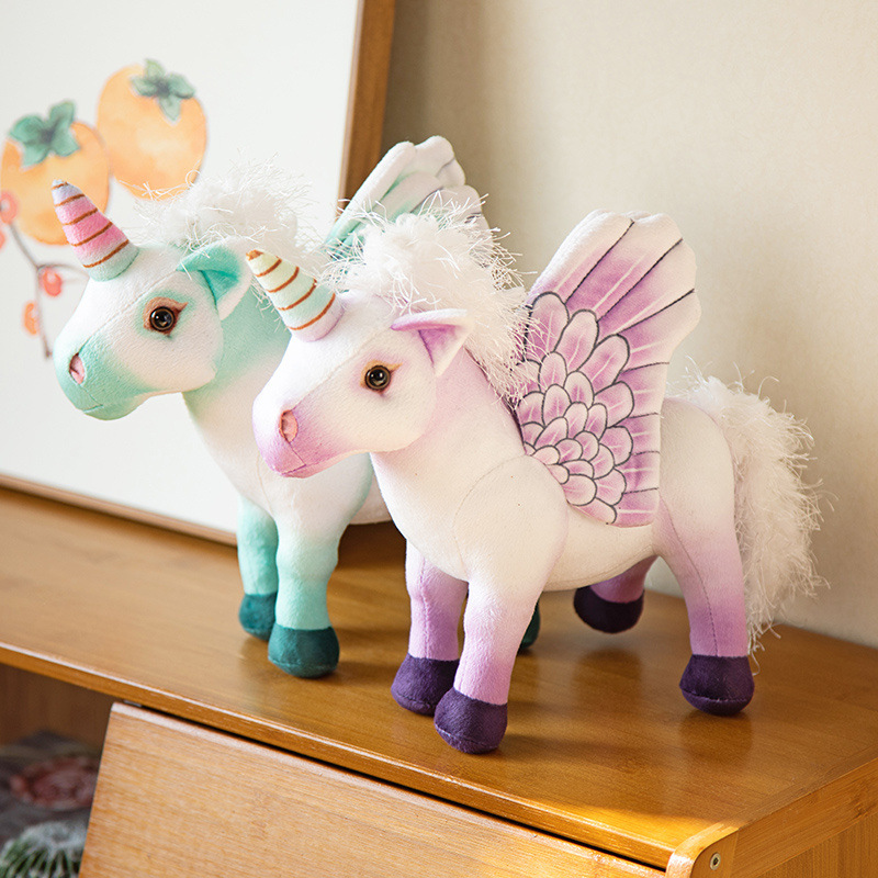 Fabricants en gros 4 couleurs 30cm Licorne Pegasus jouets en peluche dessin animé film et télévision animaux environnants cadeaux d'anniversaire pour enfants