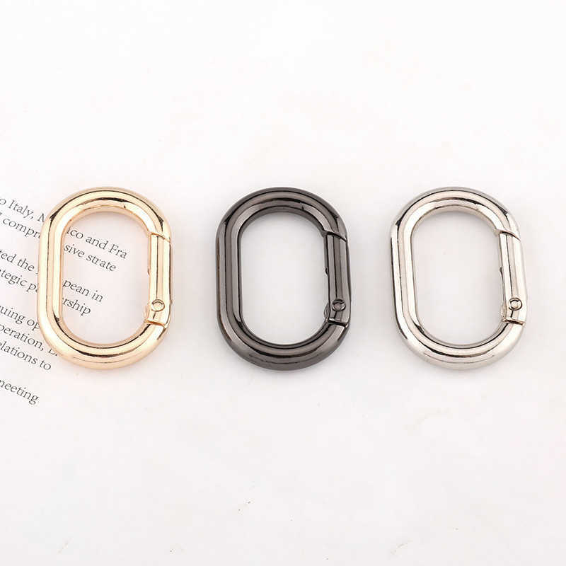 Carabiners Ellipse Carabiner Clip Snap Hooks Spring Buckles Metal Split Rings Keyring Leather Bag DIY Connector Handbag Jewelry Pendant P230420